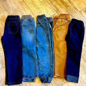 5 pair of 4T pants, boys.